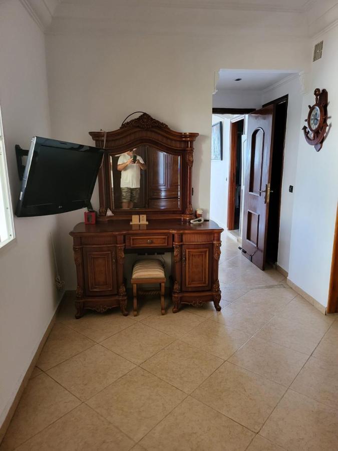 Vaste Appartement Au Centre De Tétouan Esterno foto