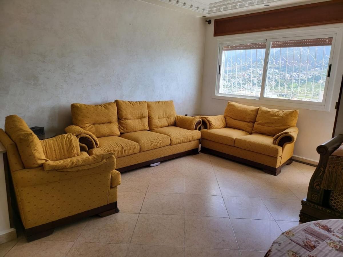 Vaste Appartement Au Centre De Tétouan Esterno foto